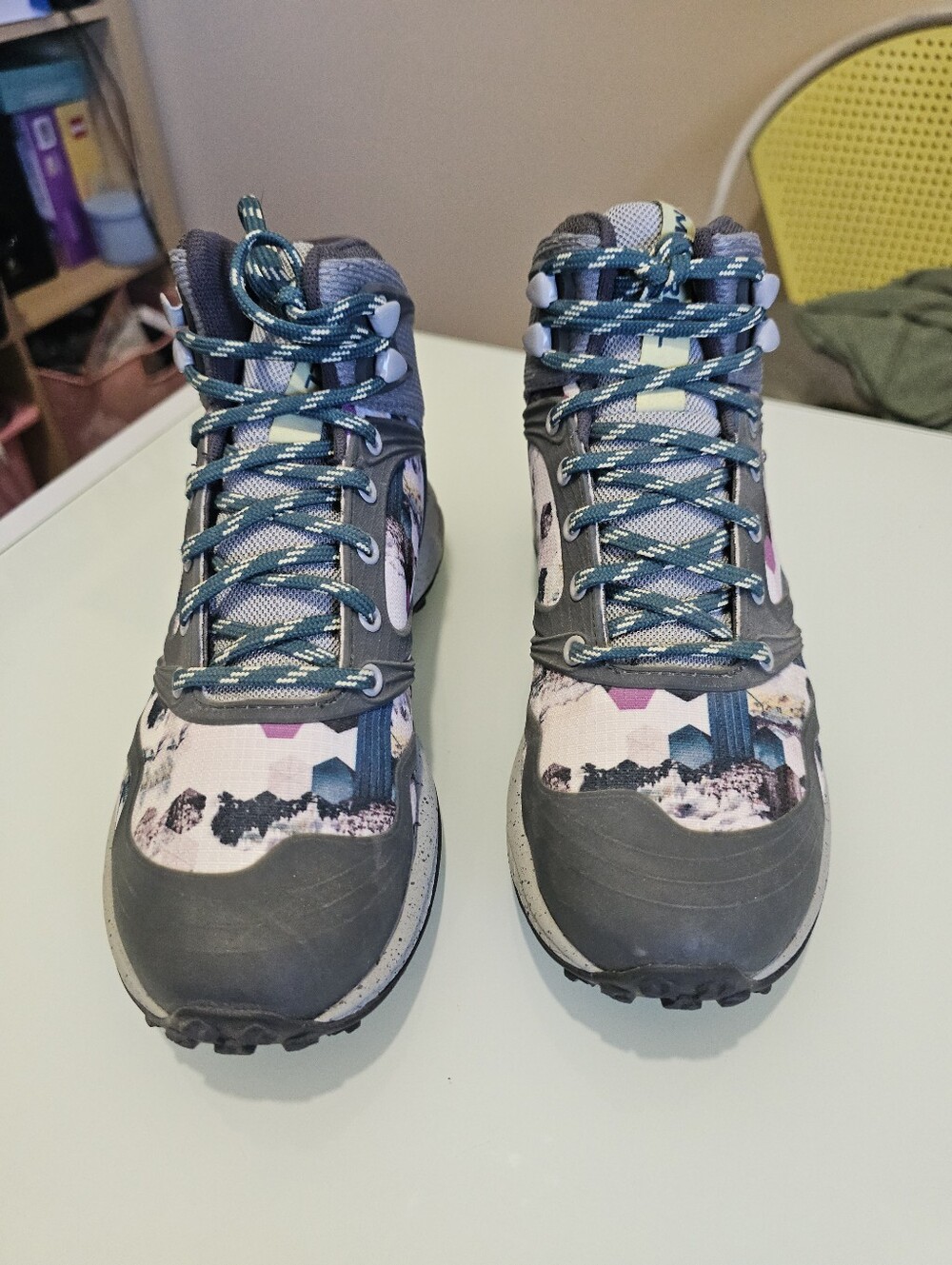 NWOT Merrell Women's Altalight Mid Waterproof hiking boots, Womens 6.5 - Picture 2 of 7